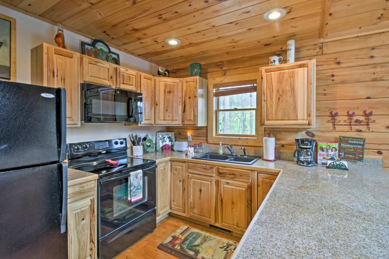 Bryson City Vacation Rental With Hot Tub And Fire Pit! Eksteriør bilde